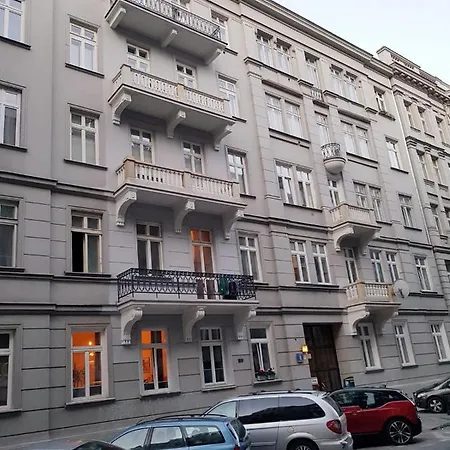 Lwowska 8 Apartment *